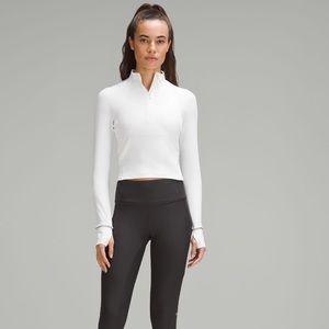 It's Rulu Ribbed Cropped Half Zip